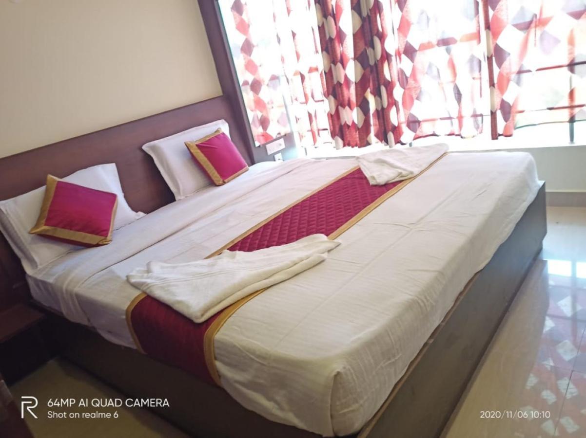 Hotel Meridian Castle Puducherry Exterior foto