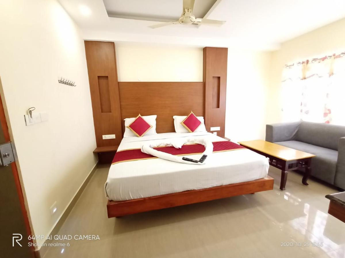 Hotel Meridian Castle Puducherry Exterior foto