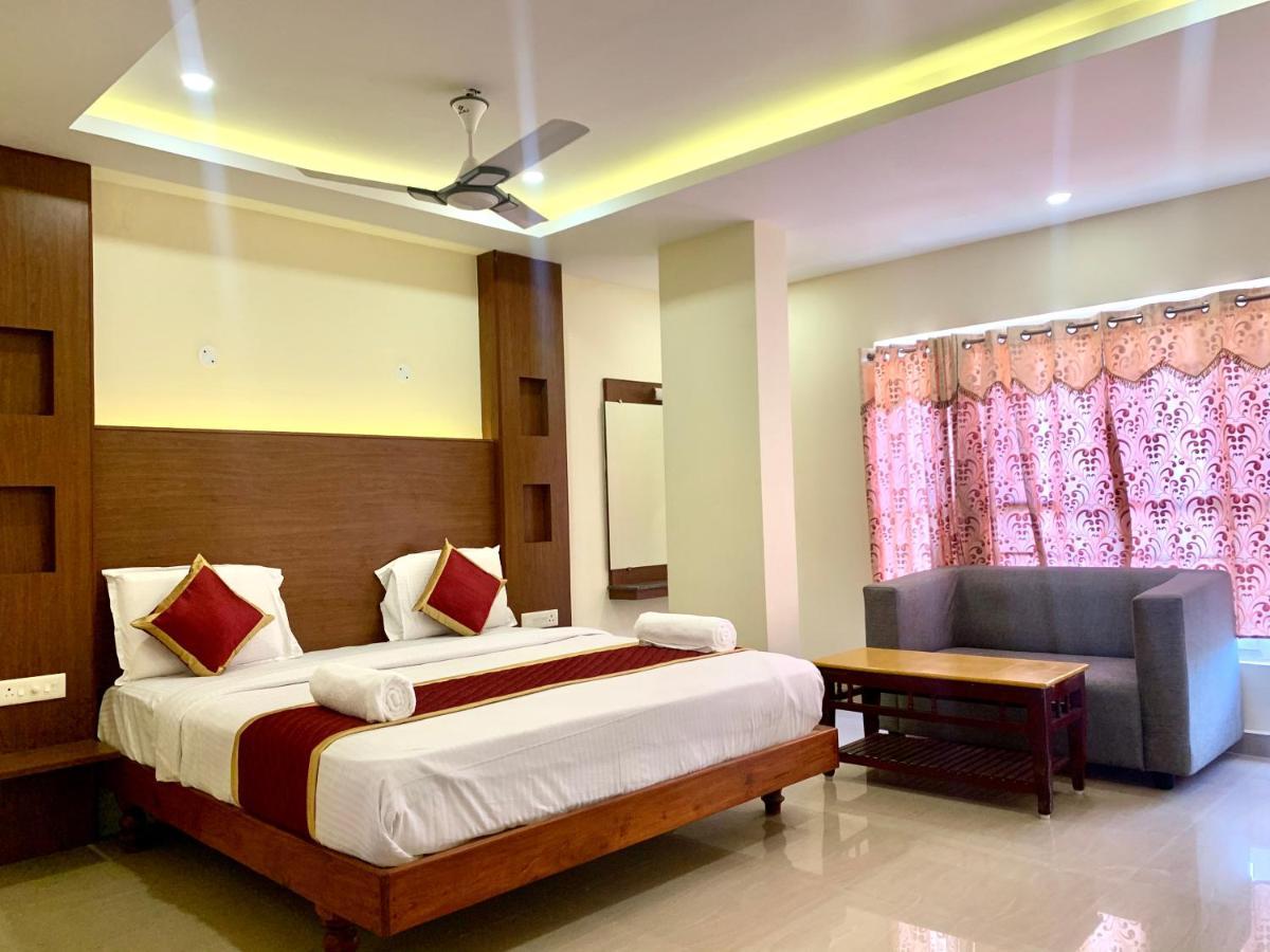 Hotel Meridian Castle Puducherry Exterior foto
